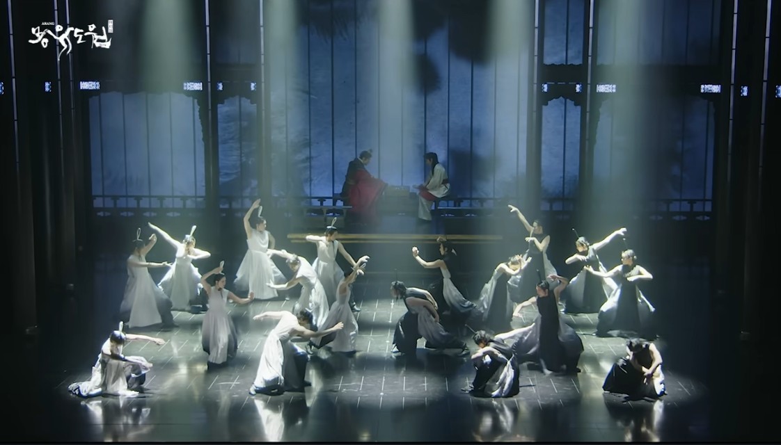 <몽유도원> 흑과 백. ©ACOM MUSICAL