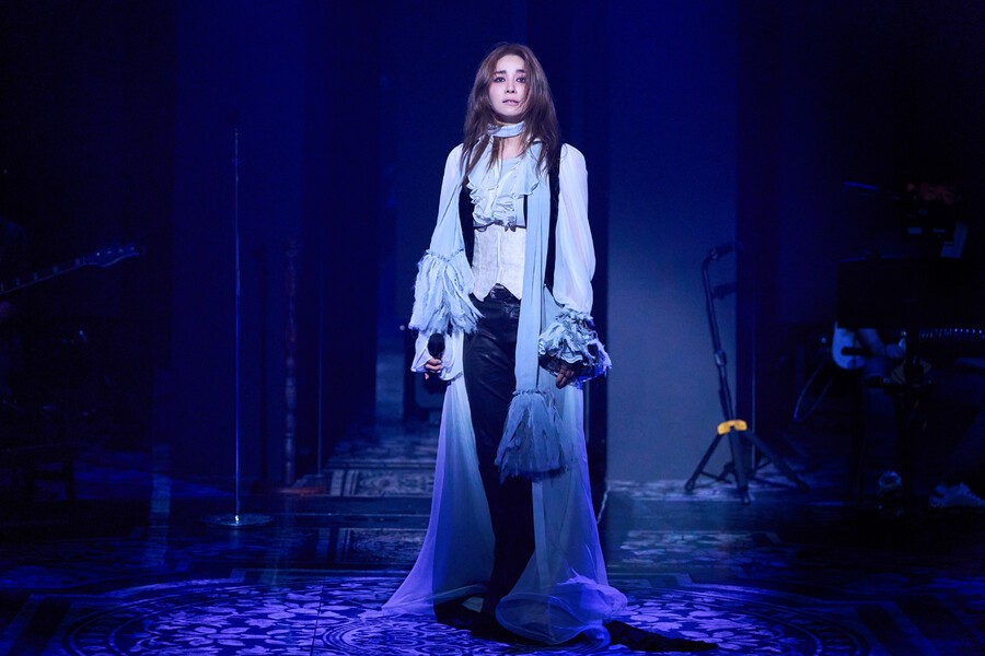 <Voice of Hamlet> by Emotional Theater